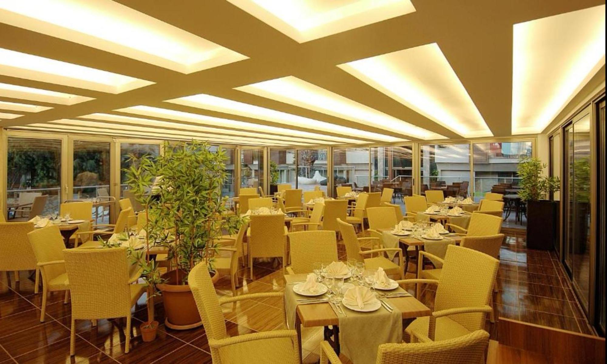 Ambassador Hotel & Spa Antalya Bagian luar foto